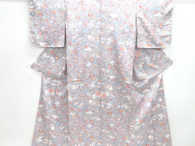 花器に草花模様小紋着物